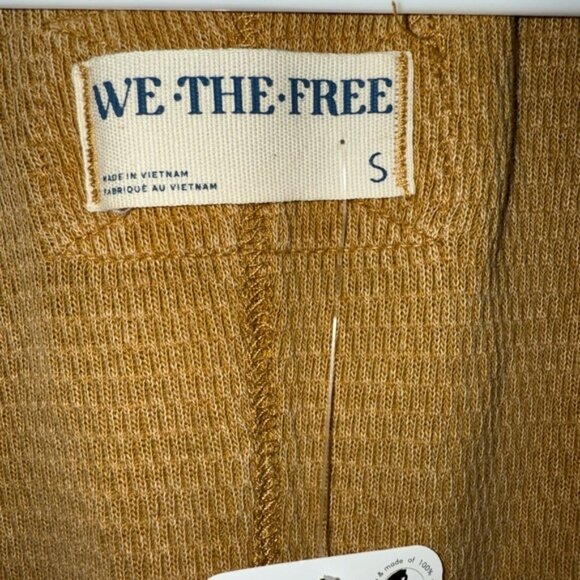 Free People We The Free NWT Caramel Oversized Snap Button Cardigan size Small - Picture 3 of 4